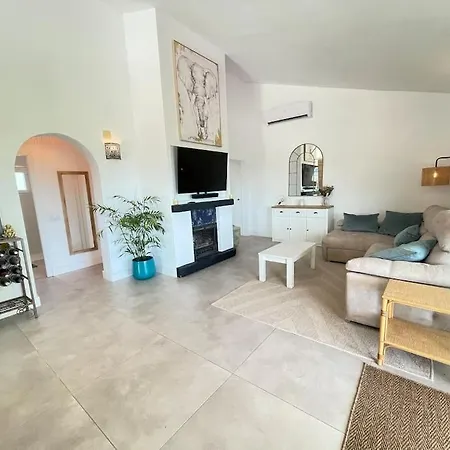 Villa, Private Pool, Bbq, Stunning Mountain And Sea Views, Jacuzzi * Estepona