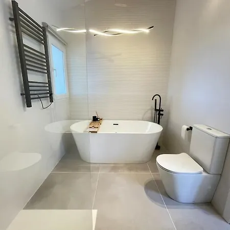 Villa, Private Pool, Bbq, Stunning Mountain And Sea Views, Jacuzzi