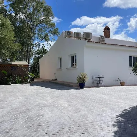 Villa Villa, Private Pool, Bbq, Stunning Mountain And Sea Views, Jacuzzi