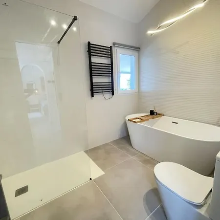 Villa, Private Pool, Bbq, Stunning Mountain And Sea Views, Jacuzzi Villa Estepona